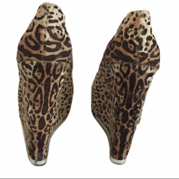 L.A.M.B Dorothee Platform Wedge Heels White leopard animal print sz 8 1/2 - Picture 9 of 16